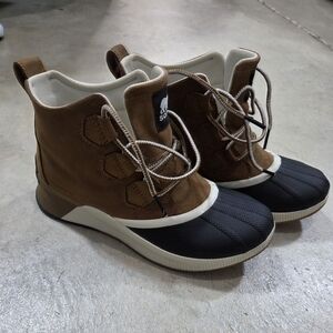 Sorel Out N About III Duck Boots